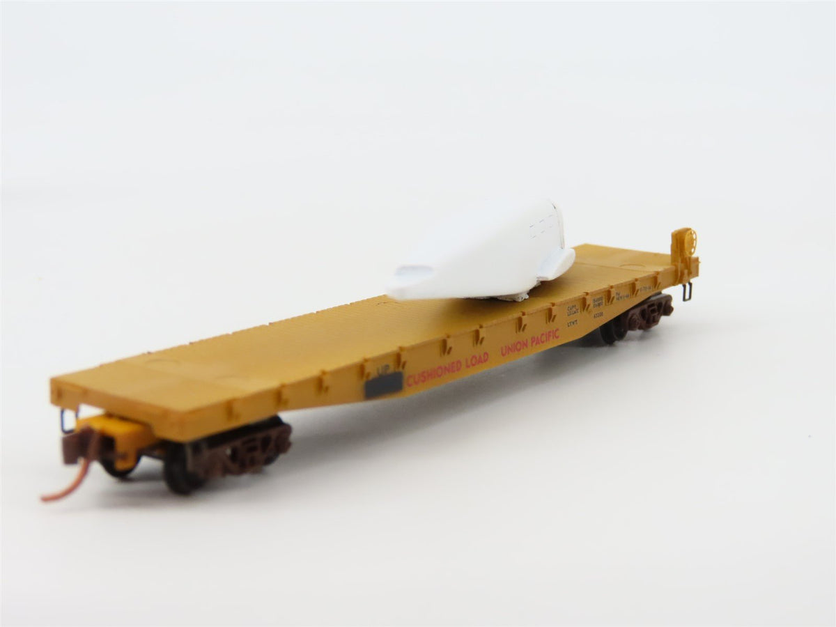 N Micro-Trains MTL 04544070 UP Union Pacific 50&#39; Flat Car w/ Airplane Weathered