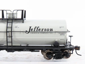 HO Scale Walthers Mainline 910-48010 GATX Jefferson Chemical 36' Tank Car #32222