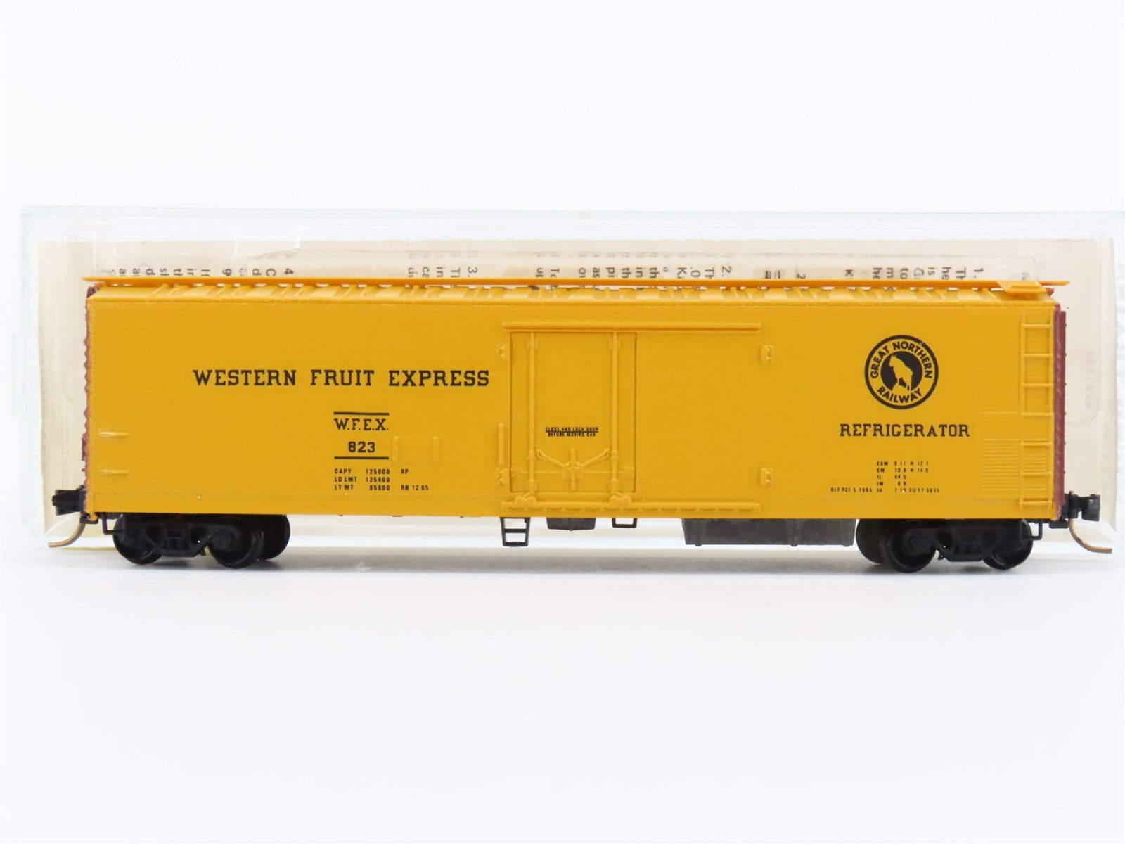 N Kadee Micro-Trains MTL 69010 WFEX Western Fruit Express Mechanical Reefer #823