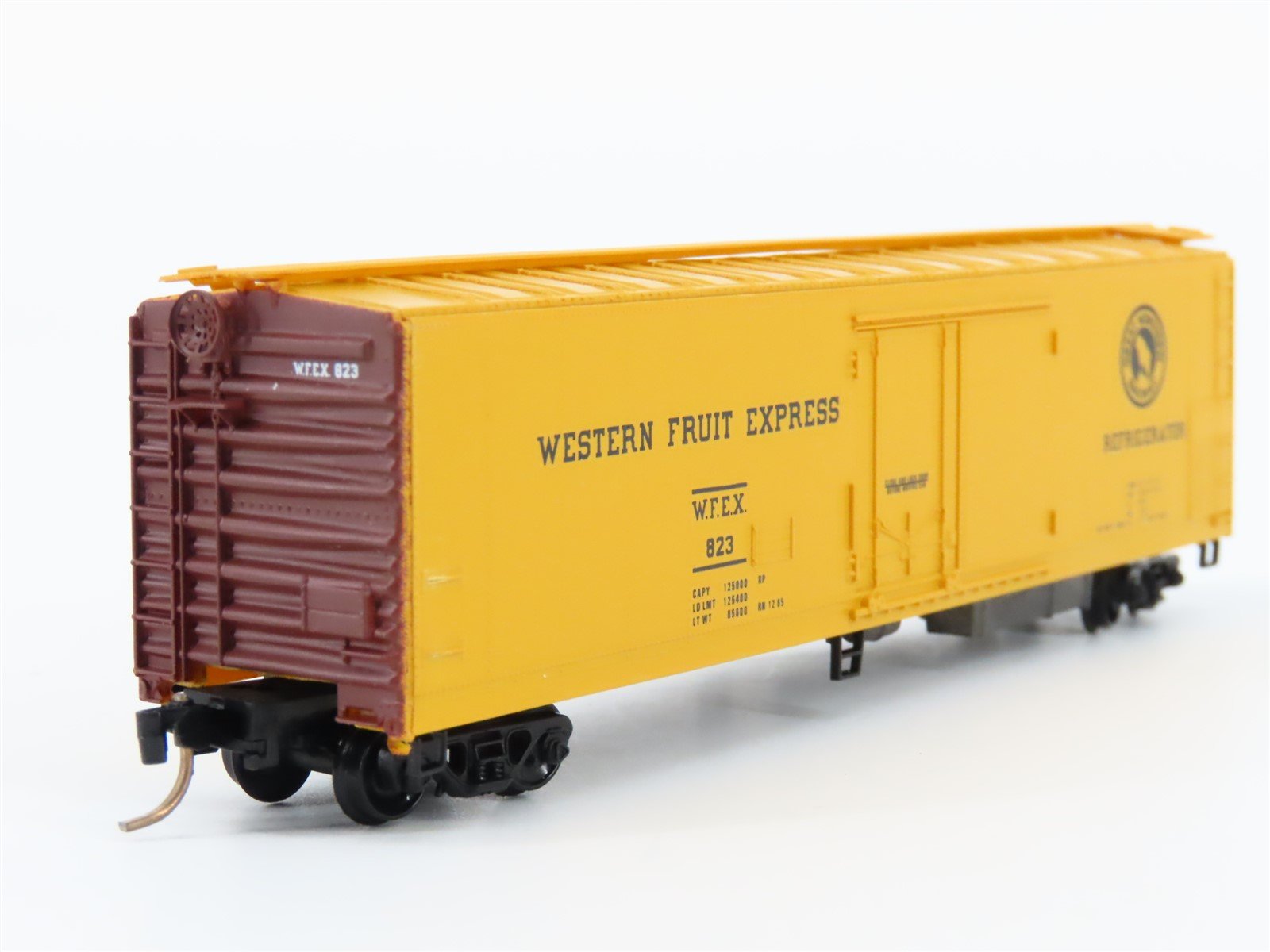 N Kadee Micro-Trains MTL 69010 WFEX Western Fruit Express Mechanical Reefer #823