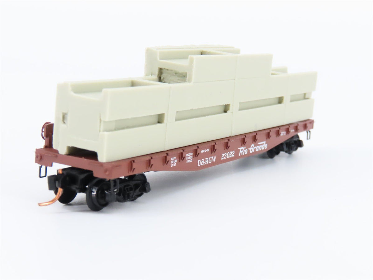 N Scale Micro-Trains MTL 04500060 D&amp;RGW Rio Grande 50&#39; Flat Car #23022 w/ Load