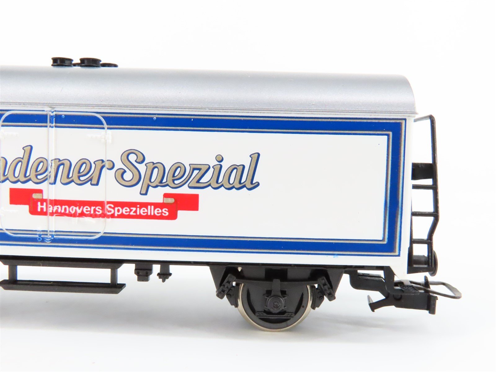 HO Scale SOWA-N 3303 DB German Lindener Spezial Beer Reefer #600-3P