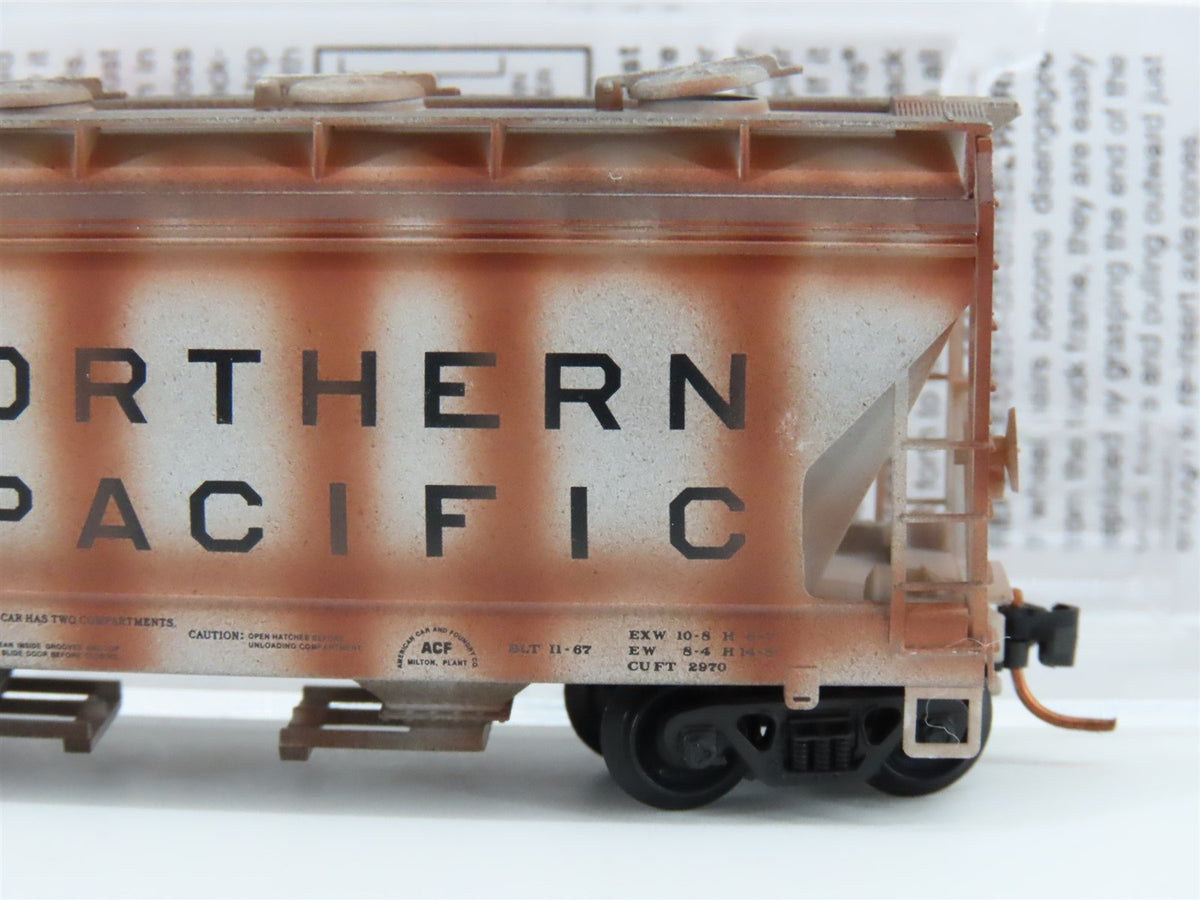 N Micro-Trains MTL 09244230 NP Northern Pacific 2-Bay Hopper #75052 Weathered