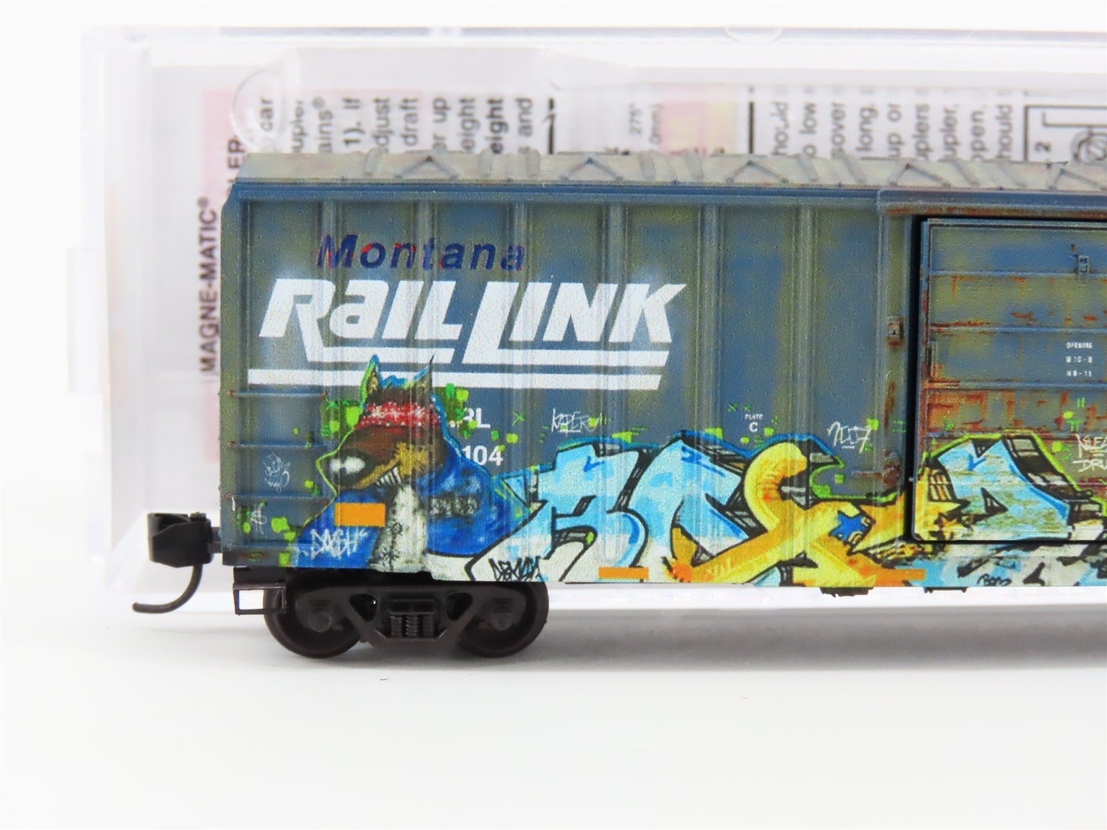 N Micro-Trains MTL 02552620 MRL Montana Rail Link 50' Box Car #21104 w/ Graffiti