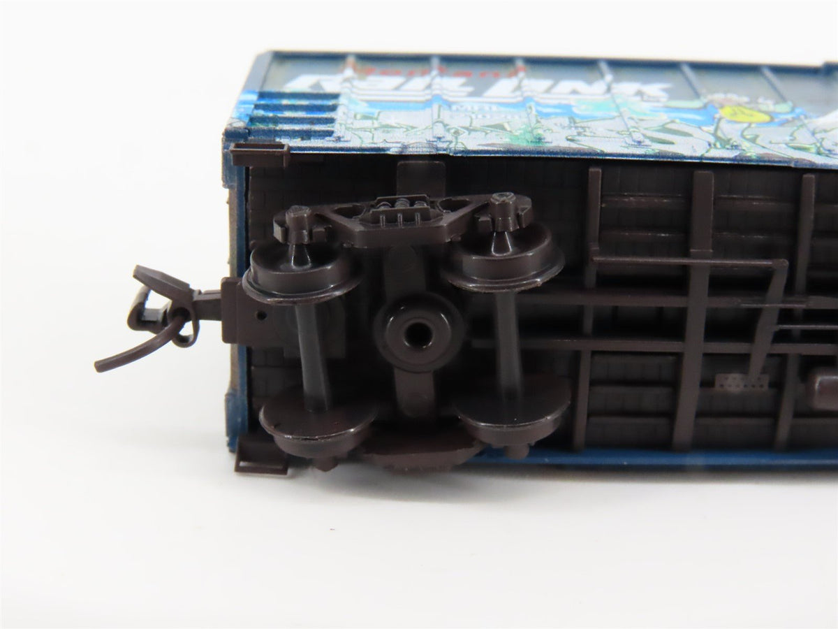 N Micro-Trains MTL 02551620 MRL Montana Rail Link 50&#39; Box Car #21028 w/ Graffiti