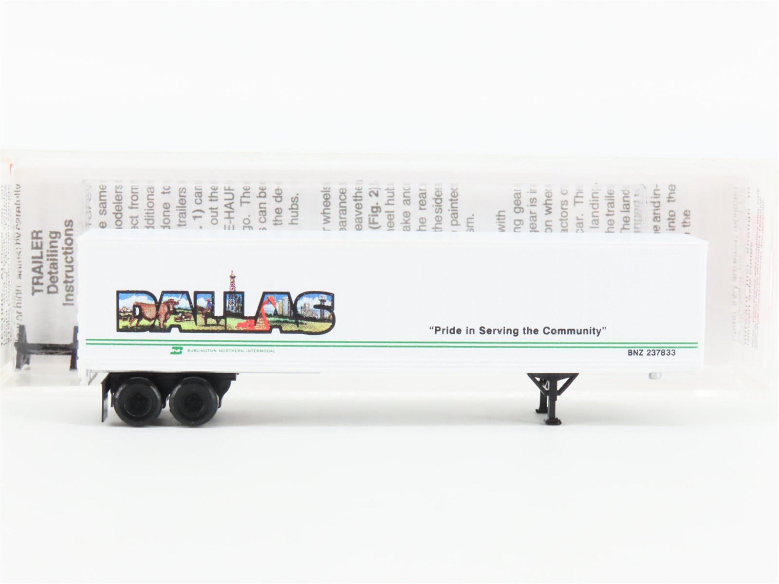 N Scale Micro-Trains MTL 67180 BNZ BN Intermodal Dallas 45' Trailer #237833