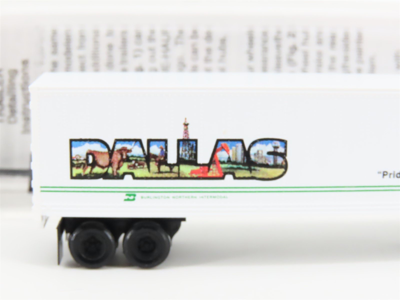 N Scale Micro-Trains MTL 67180 BNZ BN Intermodal Dallas 45' Trailer #237833