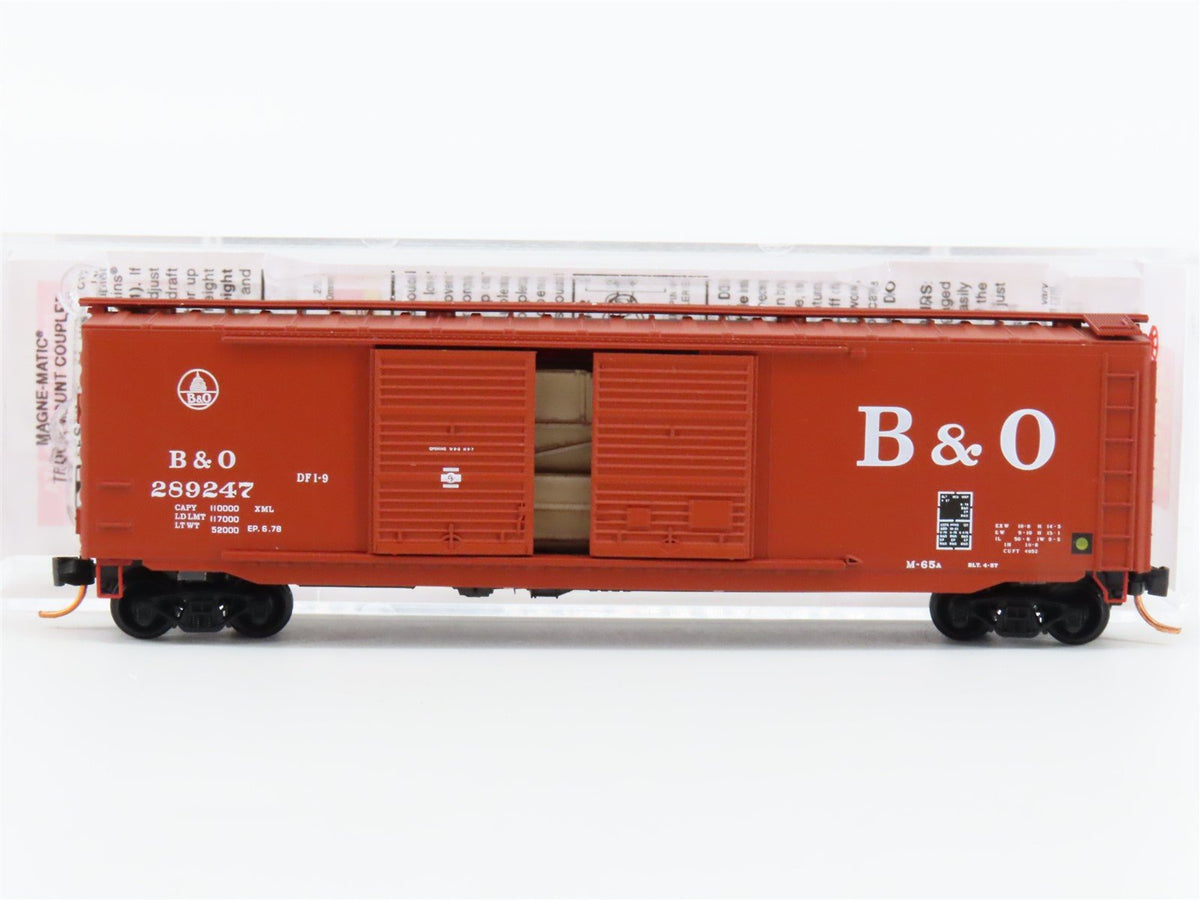 N Micro-Trains MTL 03400380 B&amp;O Baltimore &amp; Ohio 50&#39; Box Car w/ Load #289247