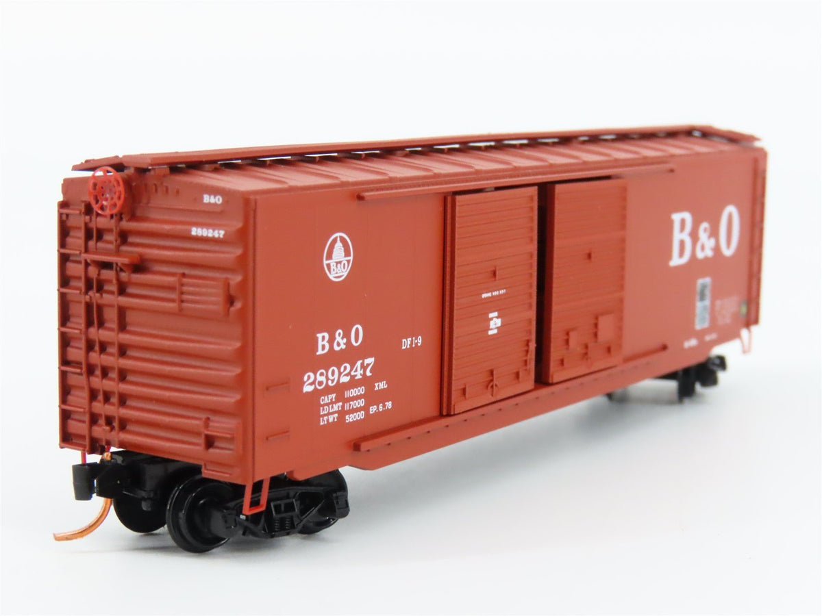 N Micro-Trains MTL 03400380 B&amp;O Baltimore &amp; Ohio 50&#39; Box Car w/ Load #289247