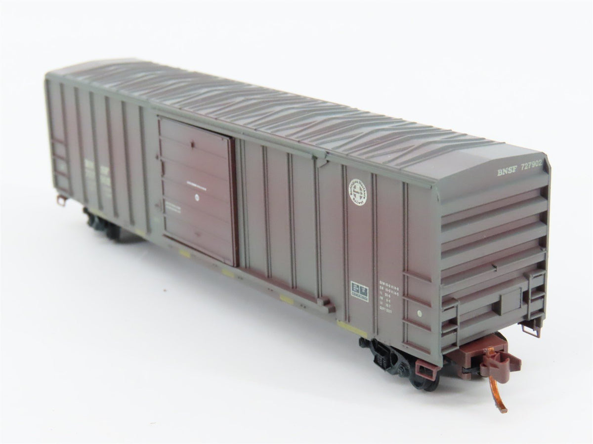 N Scale Micro-Trains MTL 02551740 BNSF Burlington Box Car #727902 w/ Graffiti