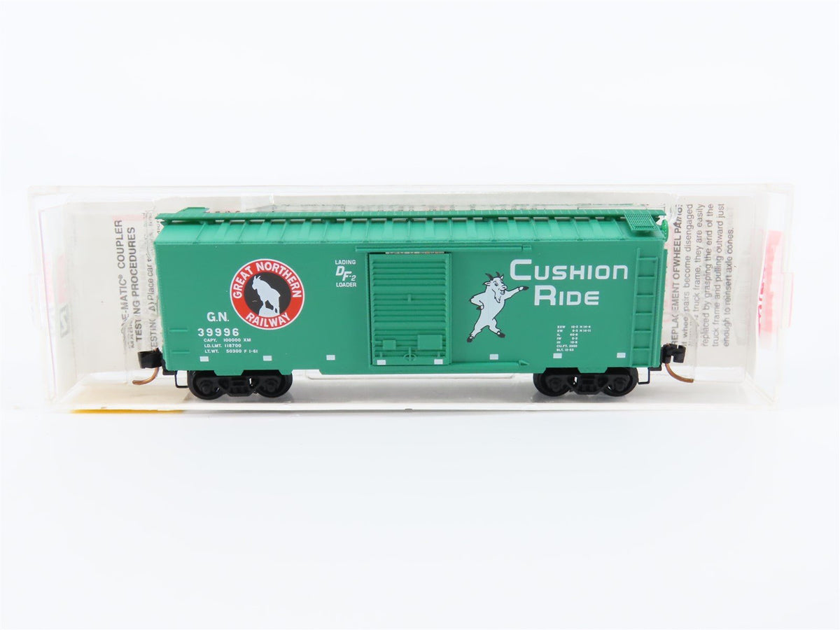 N Micro-Trains MTL 20680 GN Great Northern &quot;Goat&quot; 40&#39; Single Door Boxcar #39996