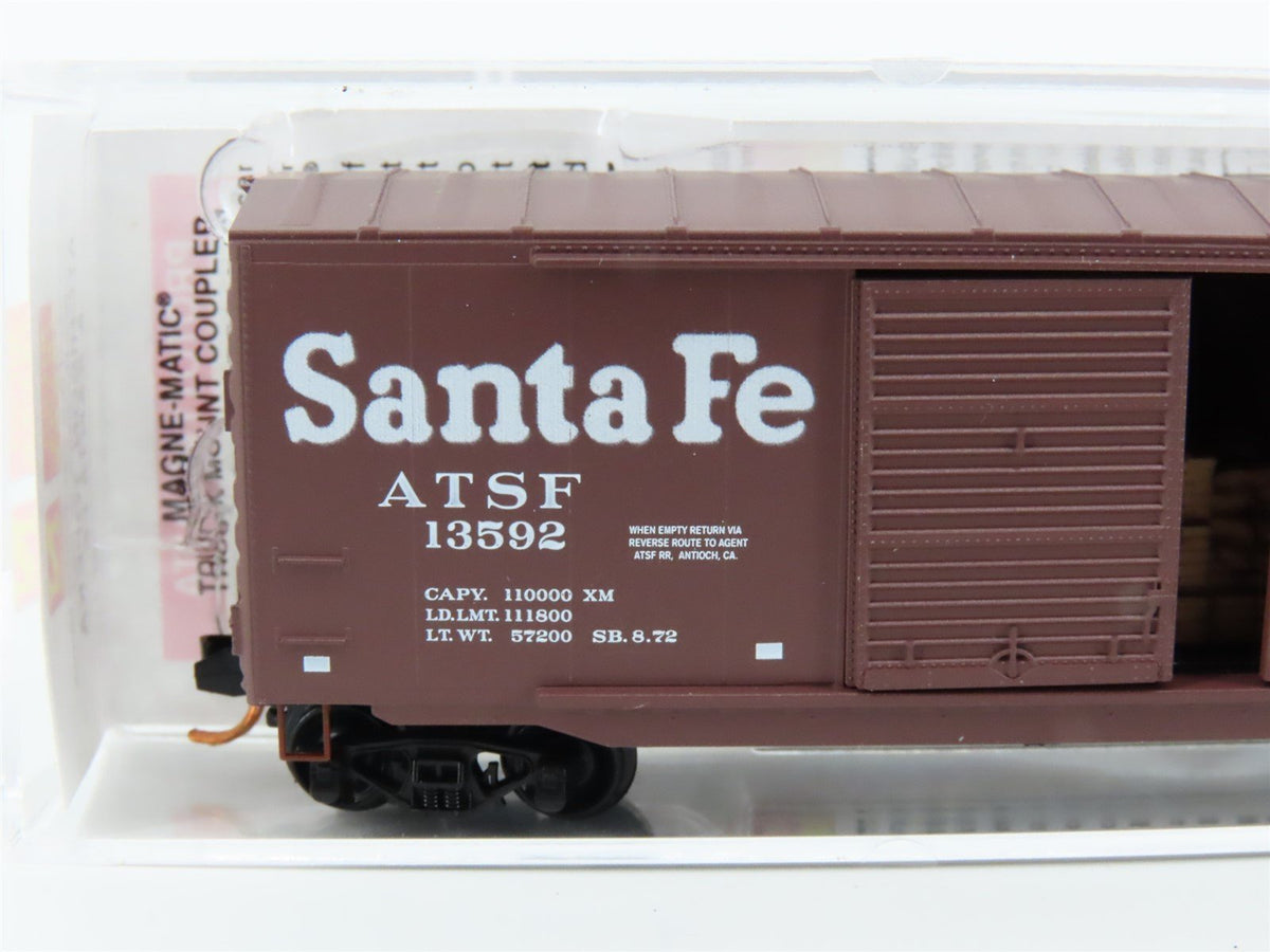 N Scale Micro-Trains MTL 03700120 ATSF Santa Fe 50&#39; Box Car w/ Load #13592