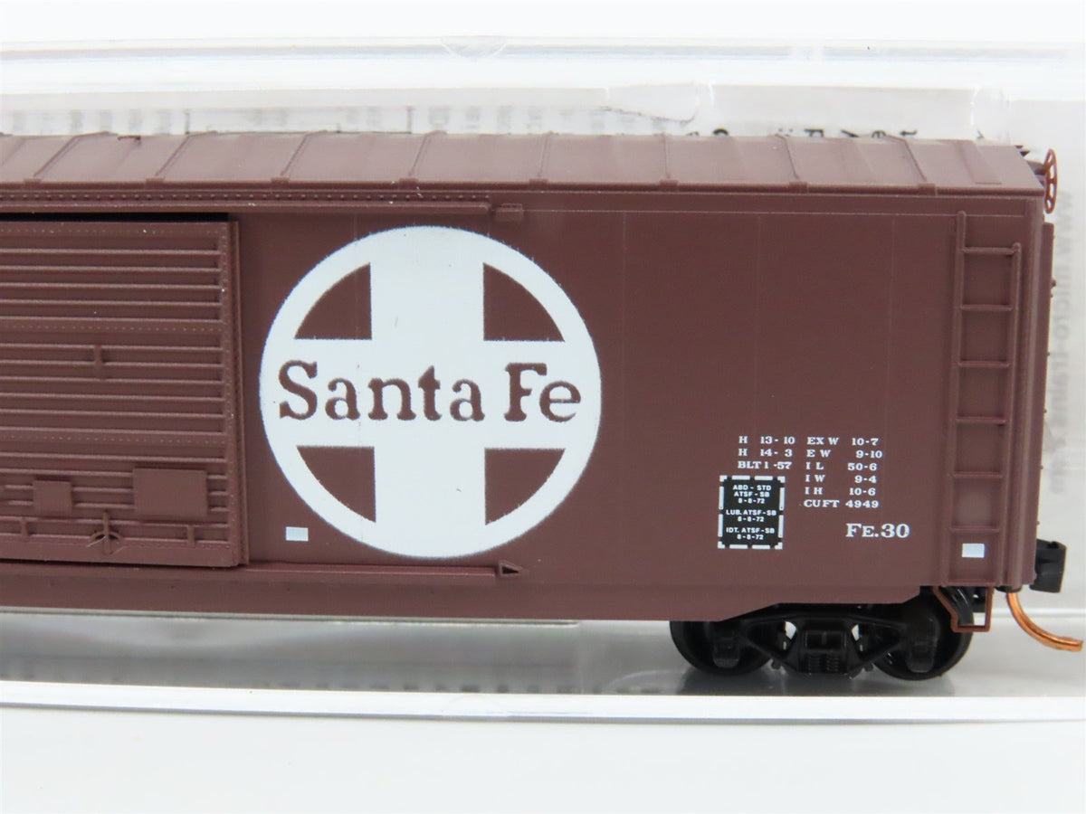 N Scale Micro-Trains MTL 03700120 ATSF Santa Fe 50&#39; Box Car w/ Load #13592