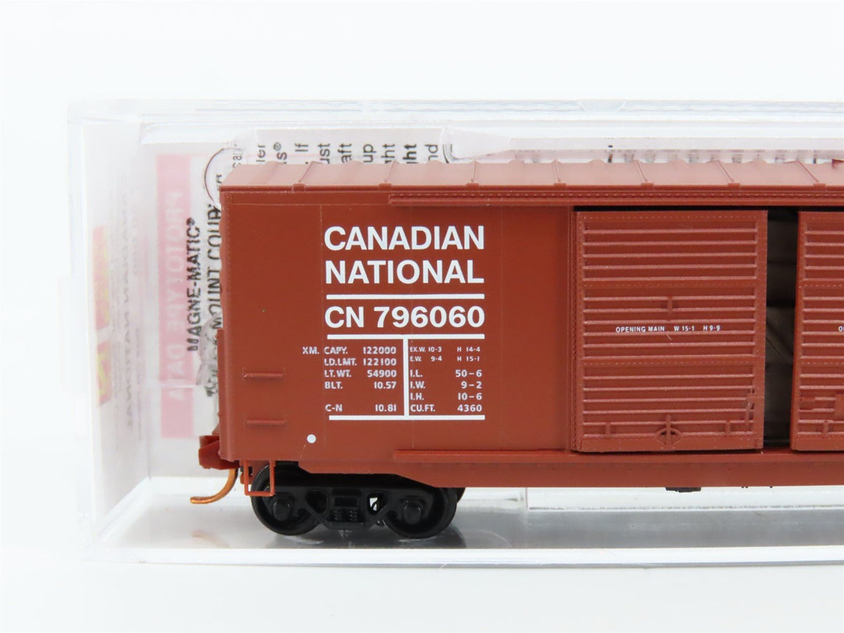 N Micro-Trains MTL 03700080 CN Canadian National Double Door Box Car #796060