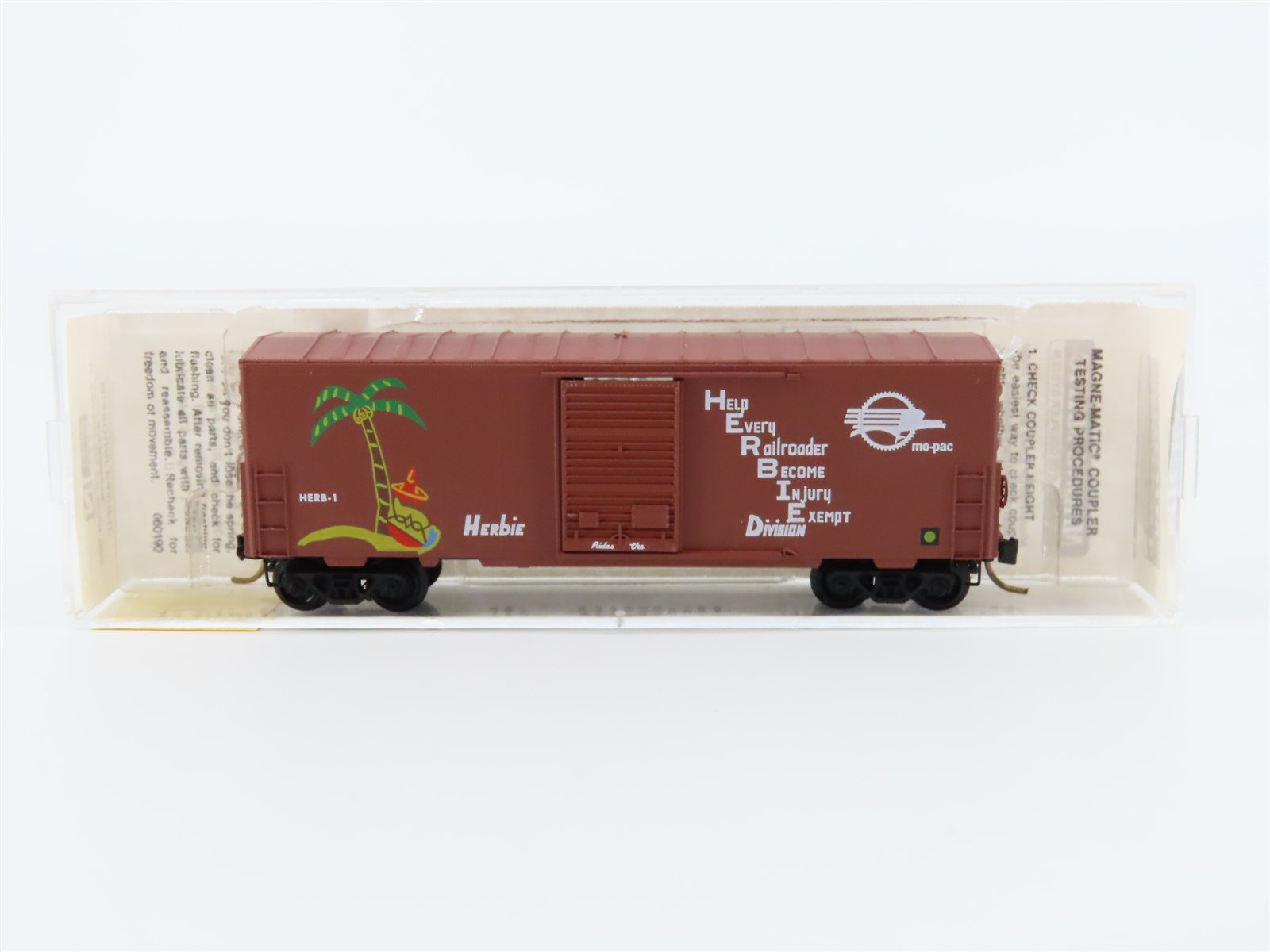 N Micro-Trains MTL 24220 MP Missouri Pacific "Herbie" 40' Single Door Box Car