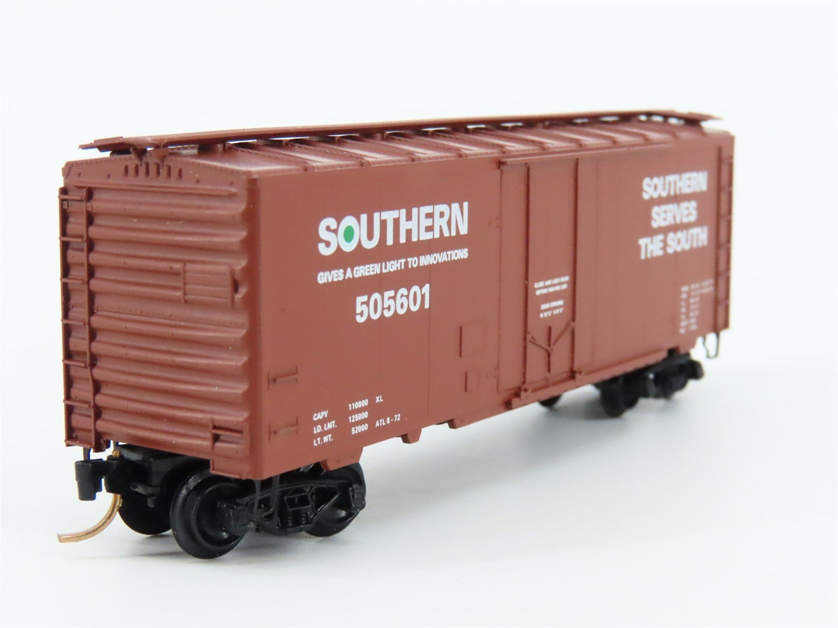 N Scale Kadee Micro-Trains MTL 21100 SOU Southern 40&#39; Plug Door Box Car #505601