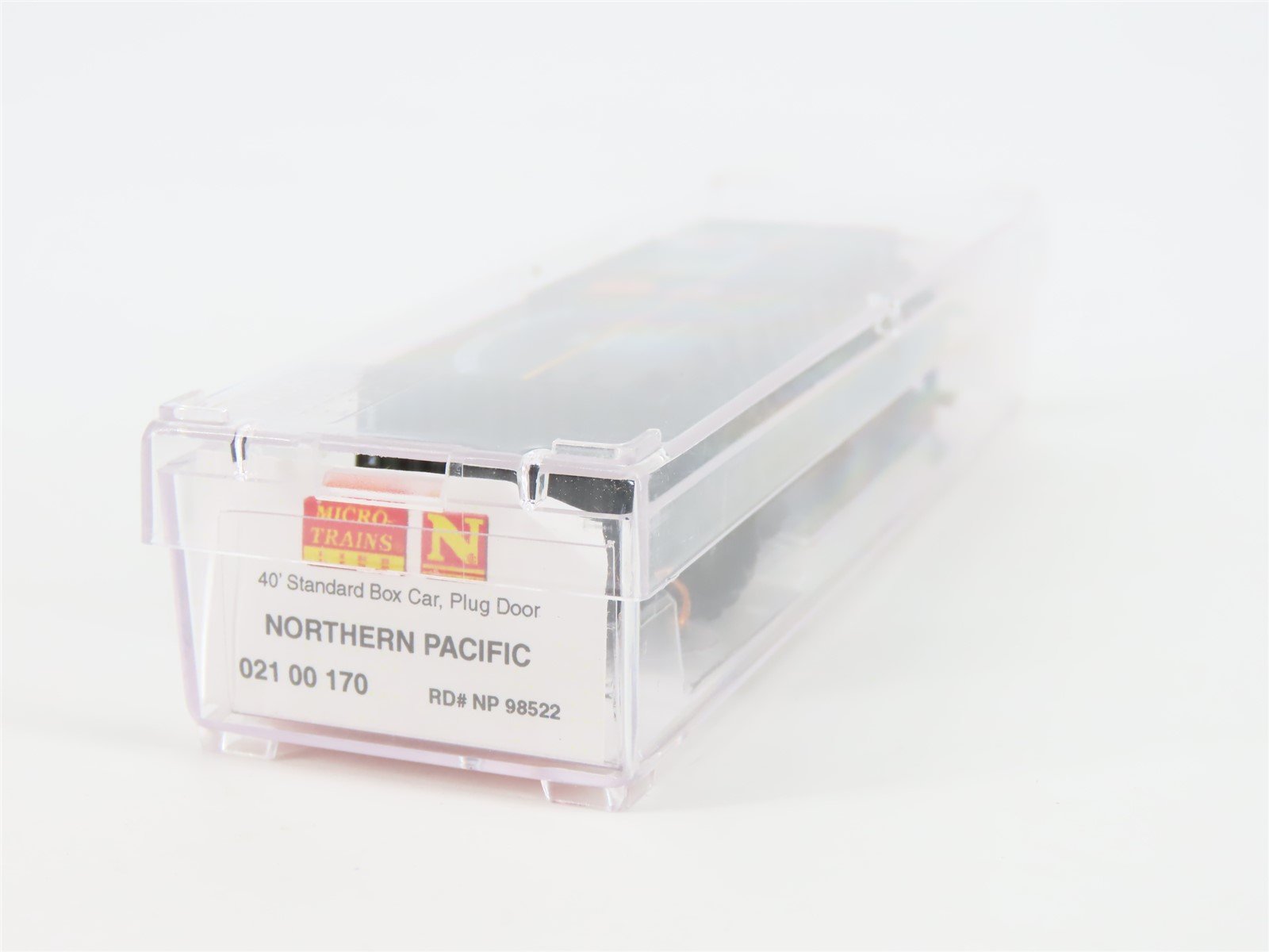 N Micro-Trains MTL 02100170 NP Northern Pacific 40' Plug Door Box Car #98522