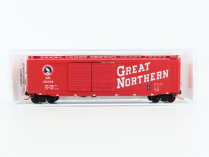 N Scale Micro-Trains MTL 03400420 GN Great Northern 50' Plug Door Box Car #35729