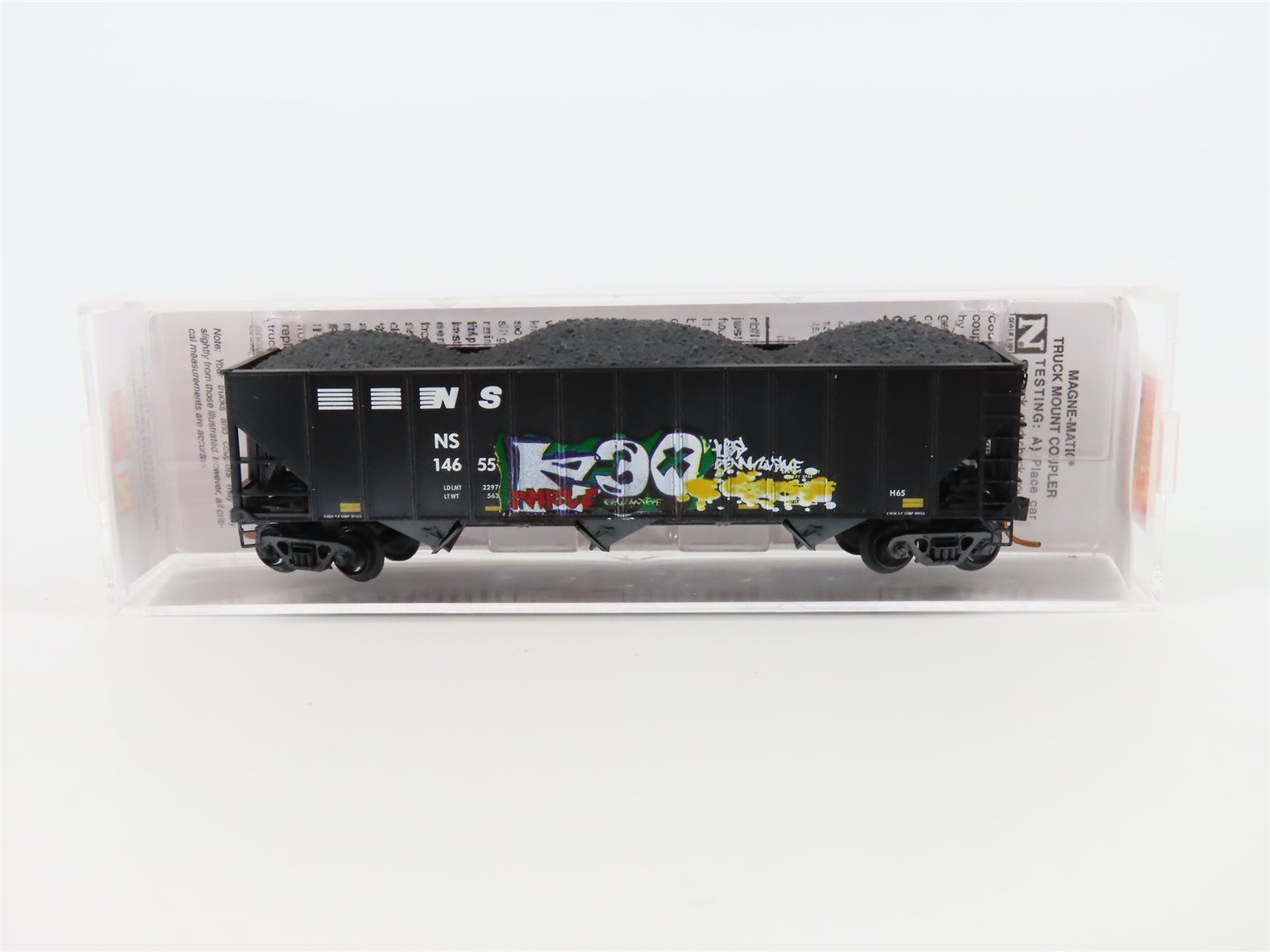 N Micro-Trains MTL 10844190 NS Norfolk Southern 3 Bay Hopper #14655 w/ Graffiti