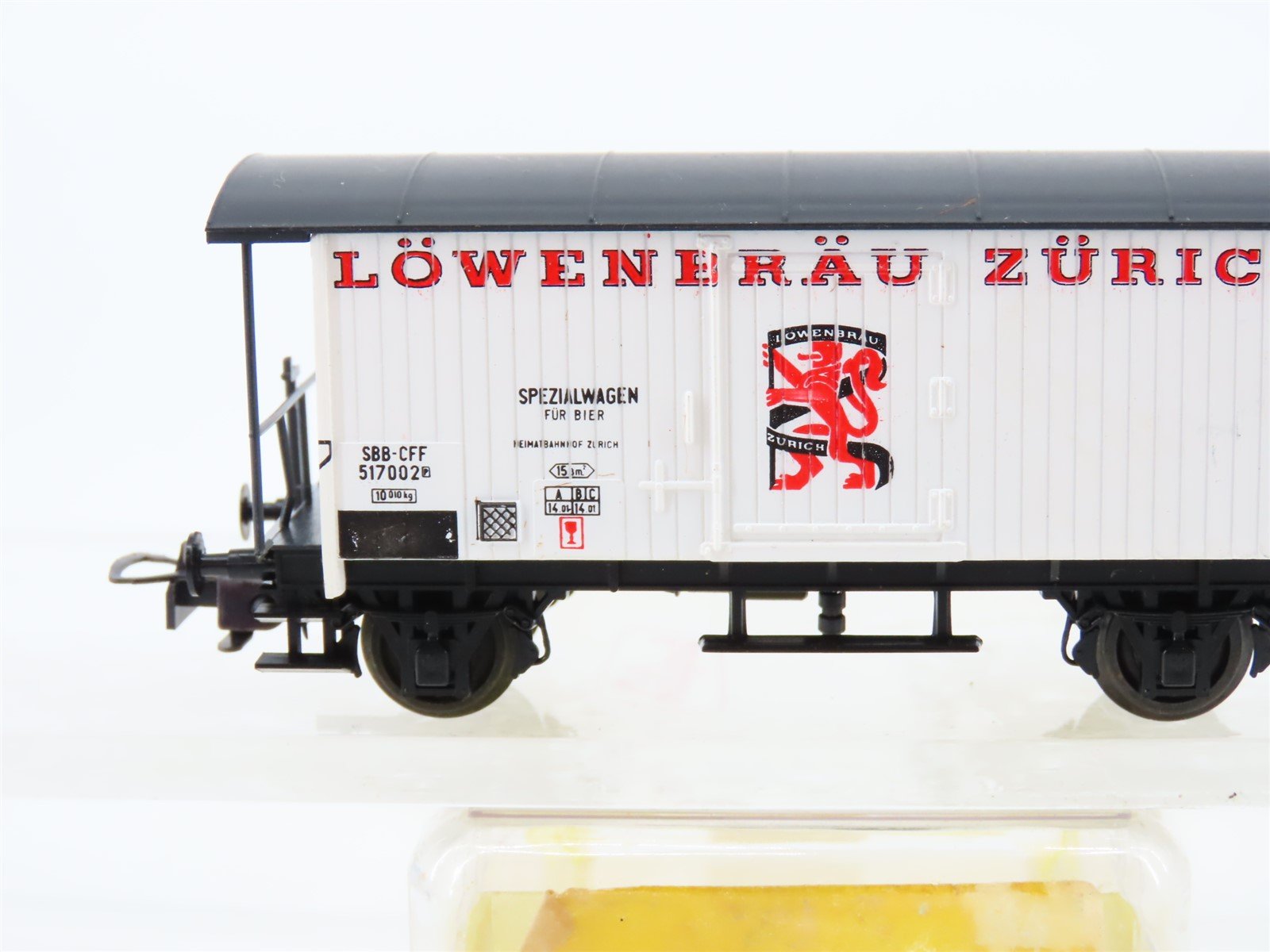 HO Scale Liliput 24952 SBB-CFF Swiss Löwenbräu Zürich Beer Car #517002P