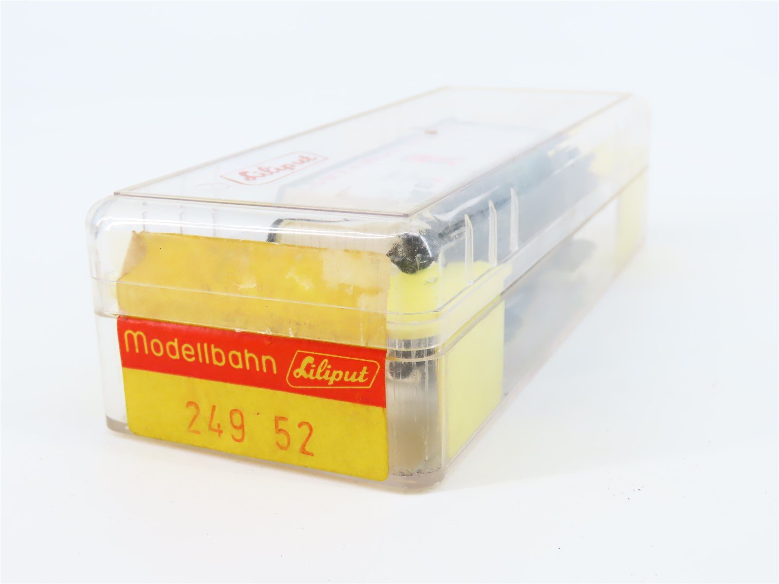 HO Scale Liliput 24952 SBB-CFF Swiss Löwenbräu Zürich Beer Car #517002P