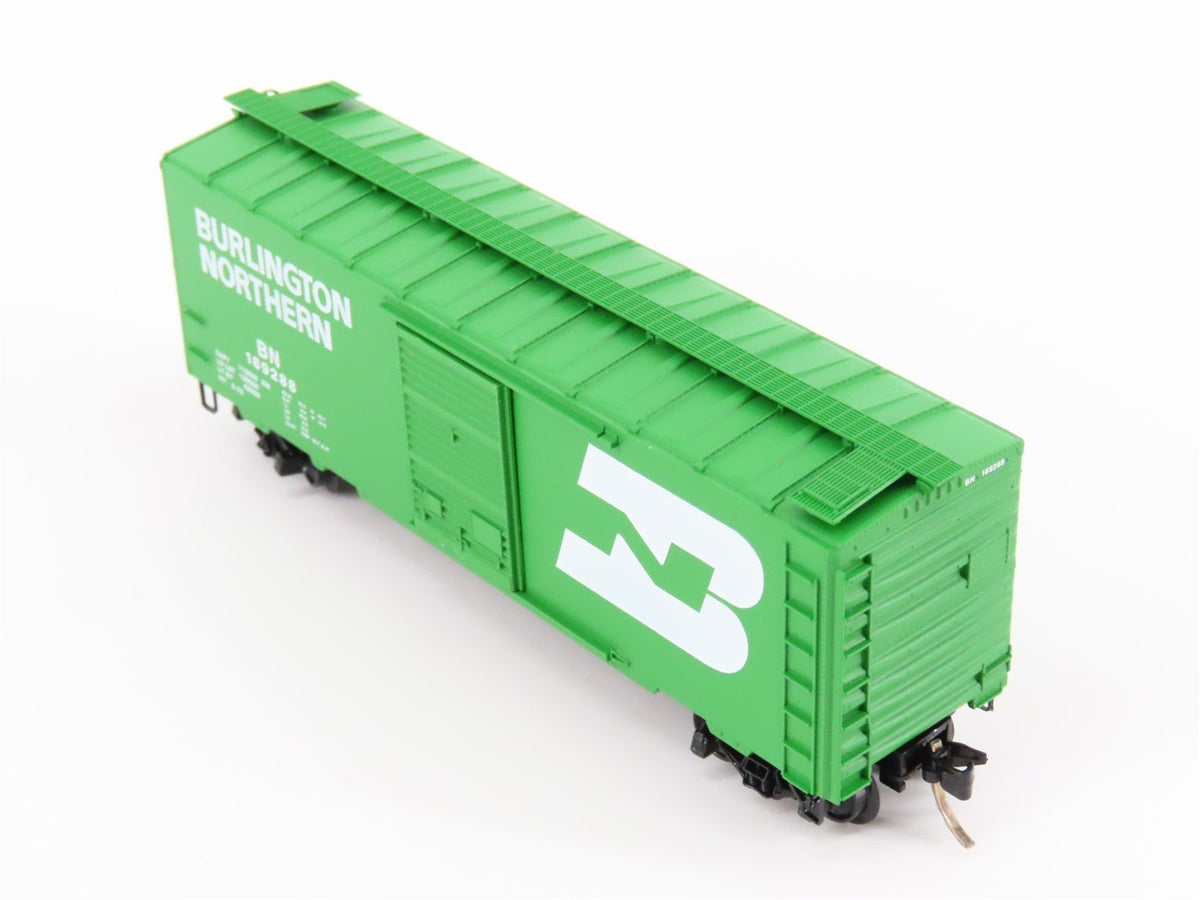 N Micro-Trains MTL 20306/2 BN Burlington Northern 40&#39; Single Door Boxcar #189288