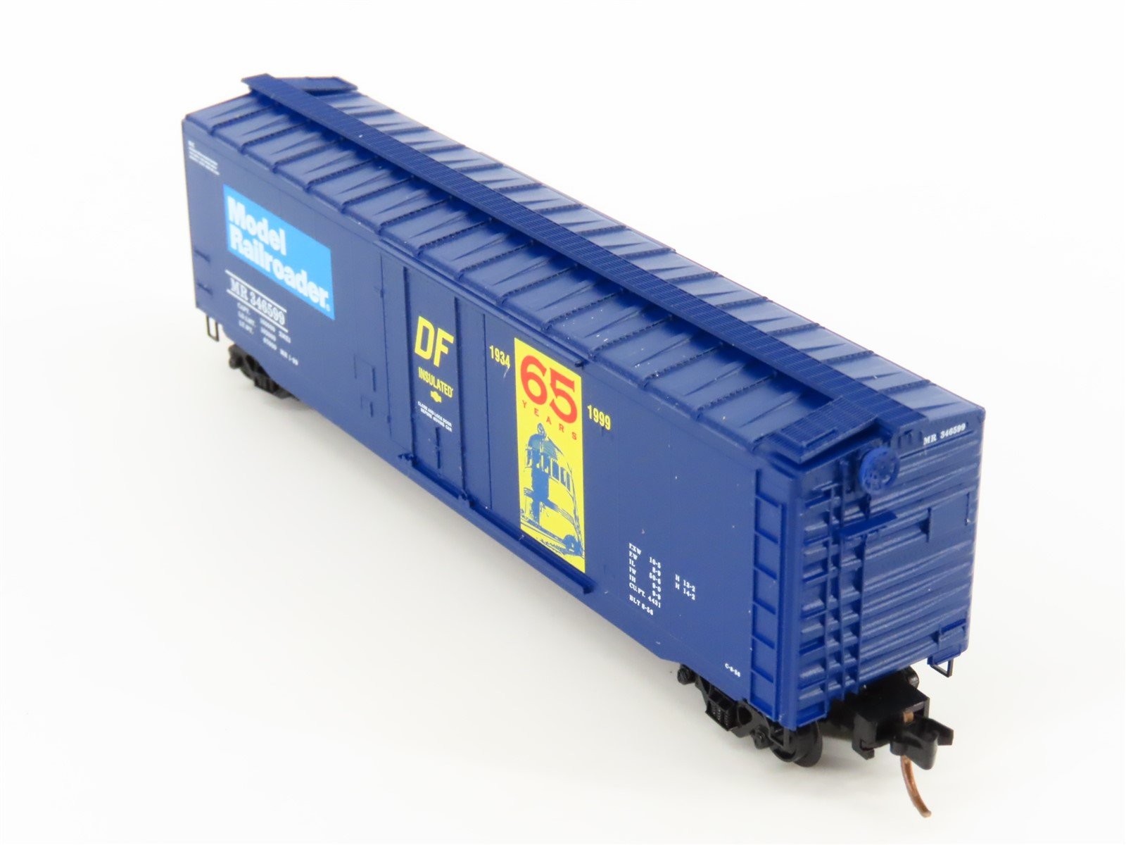 N Micro-Trains MTL 32360 MR Model Railroader 65 Yrs 50' Plug Door Boxcar #346599