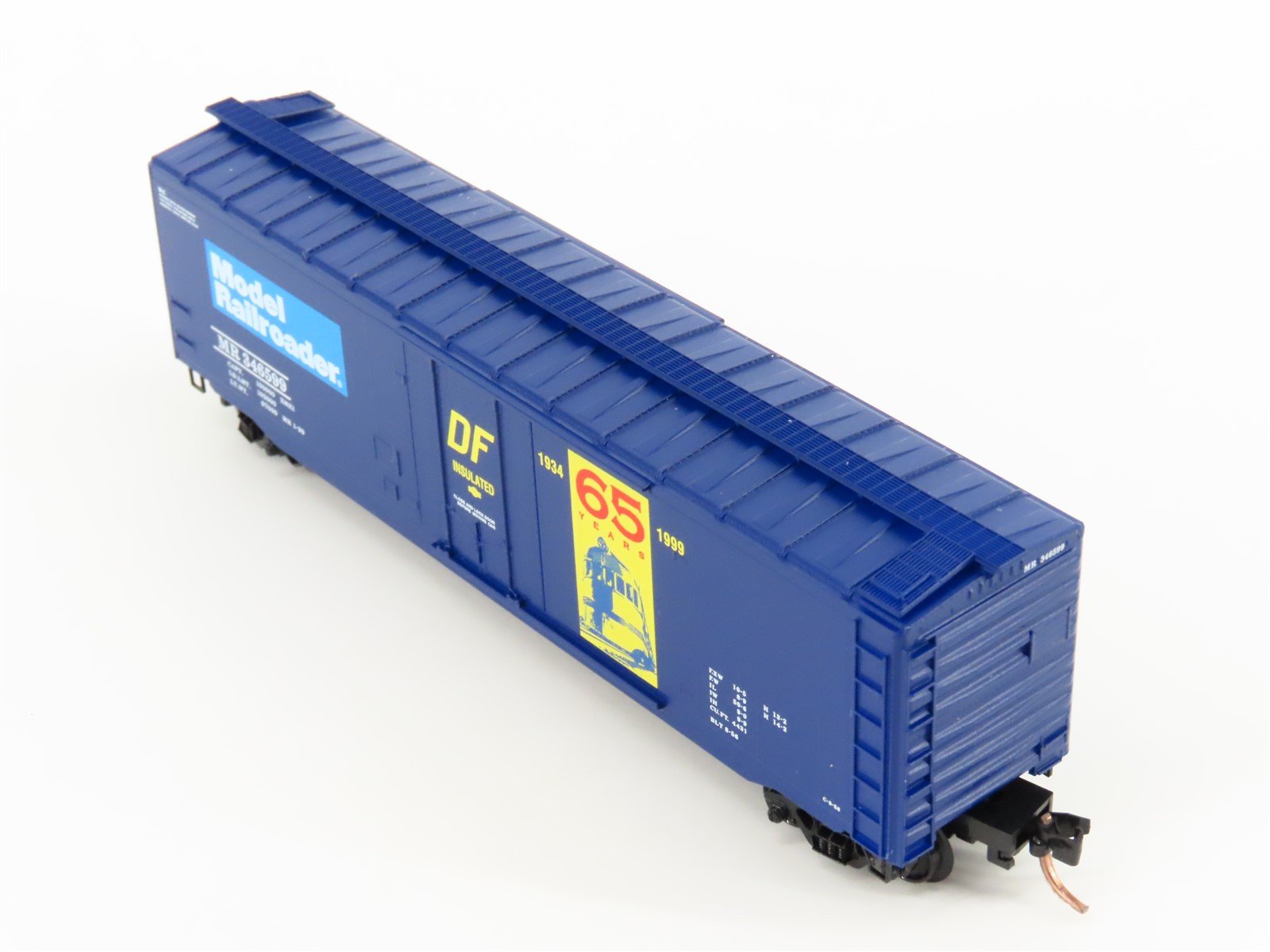 N Micro-Trains MTL 32360 MR Model Railroader 65 Yrs 50' Plug Door Boxcar #346599