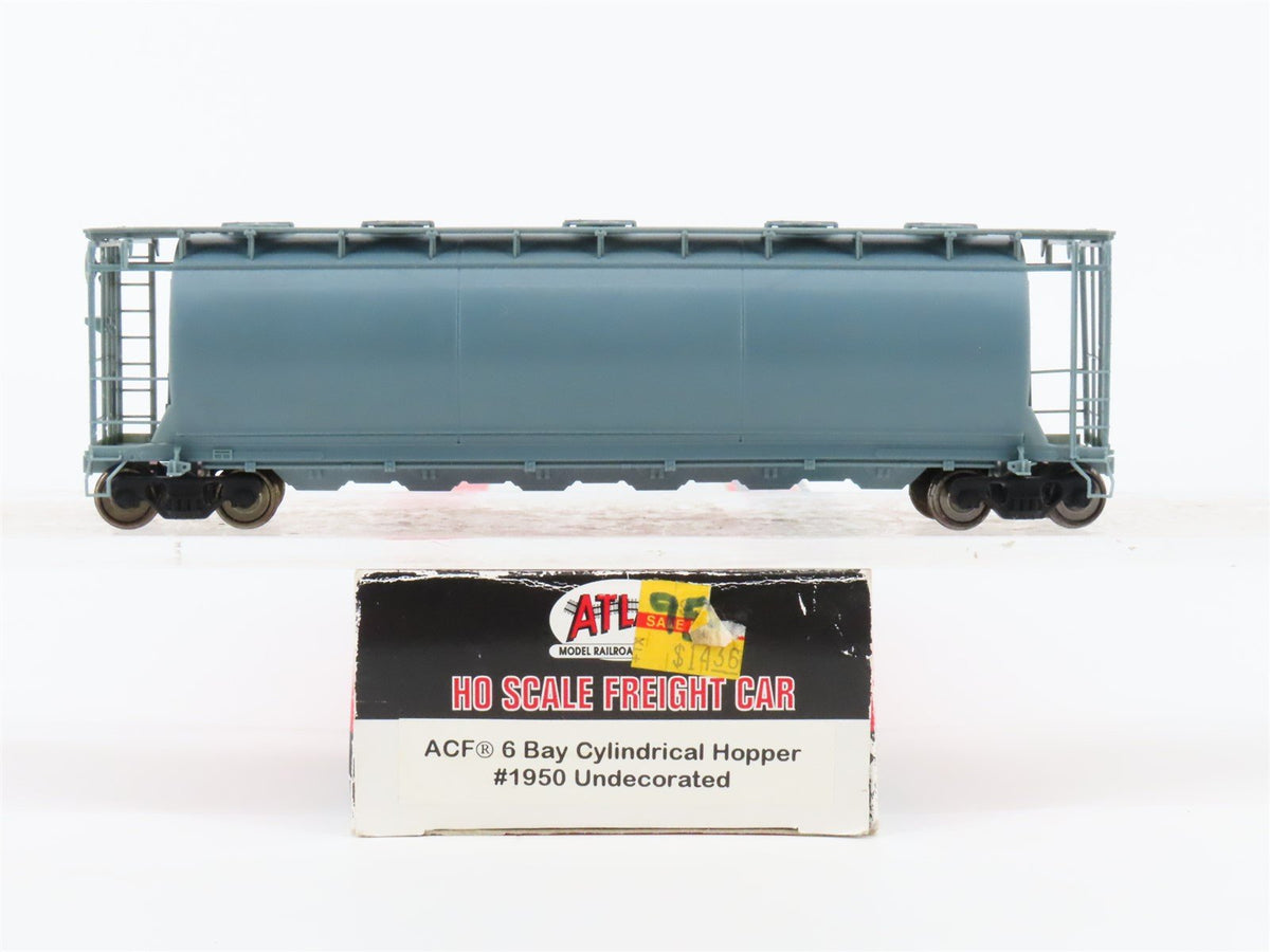 HO Scale Atlas 1950 Undecorated ACF 6-Bay Cylindrical Hopper