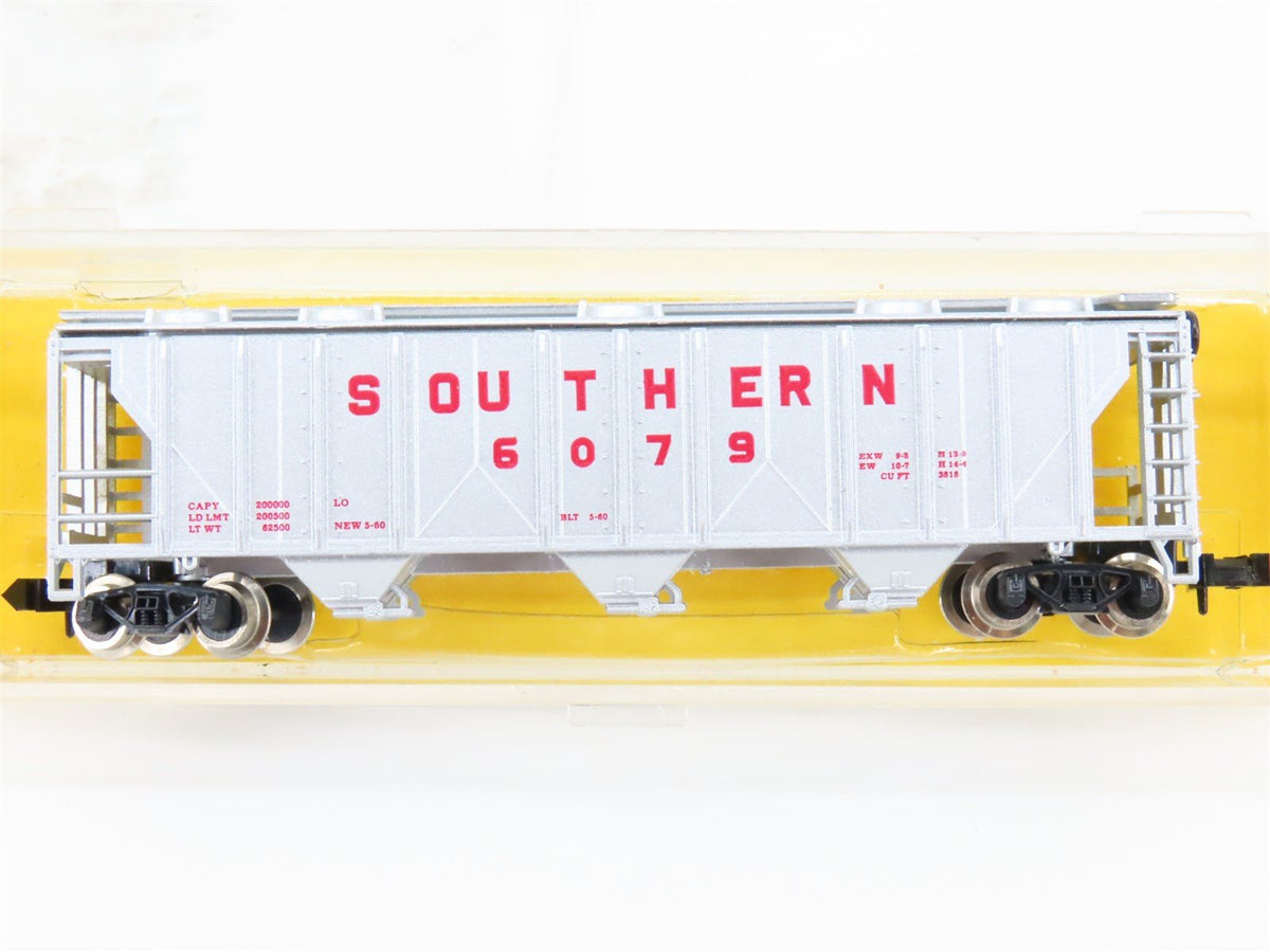 N Scale Atlas 3722 SOU Southern 3-Bay Covered Hopper #6079