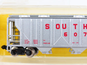 N Scale Atlas 3722 SOU Southern 3-Bay Covered Hopper #6079