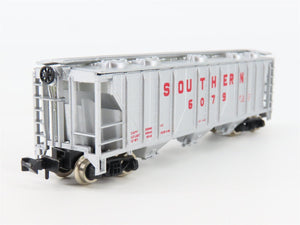 N Scale Atlas 3722 SOU Southern 3-Bay Covered Hopper #6079