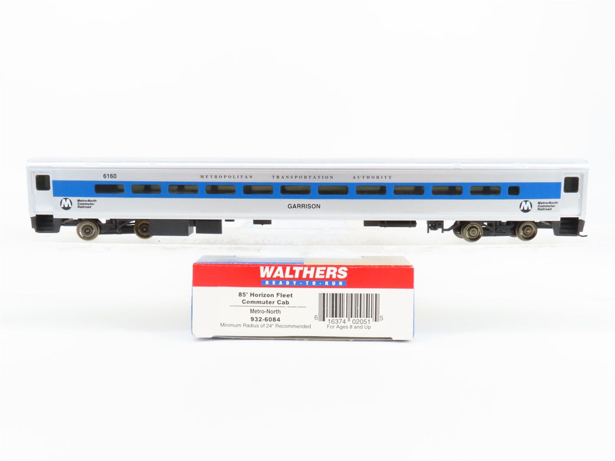 HO Scale Walthers 932-6084 Metro-North 85&#39; Commuter Cab Passenger Car #6160