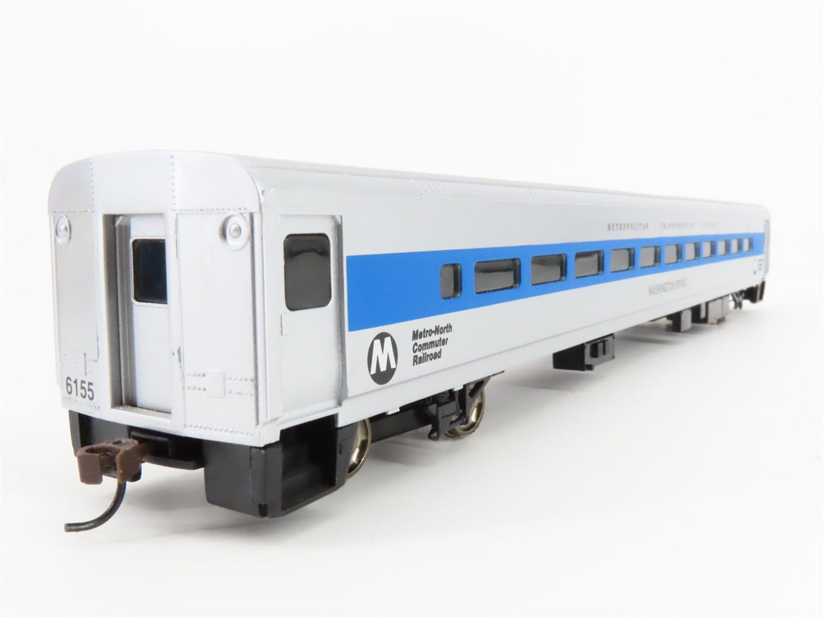 HO Scale Walthers 932-6084 Metro-North 85&#39; Commuter Cab Passenger Car #6155