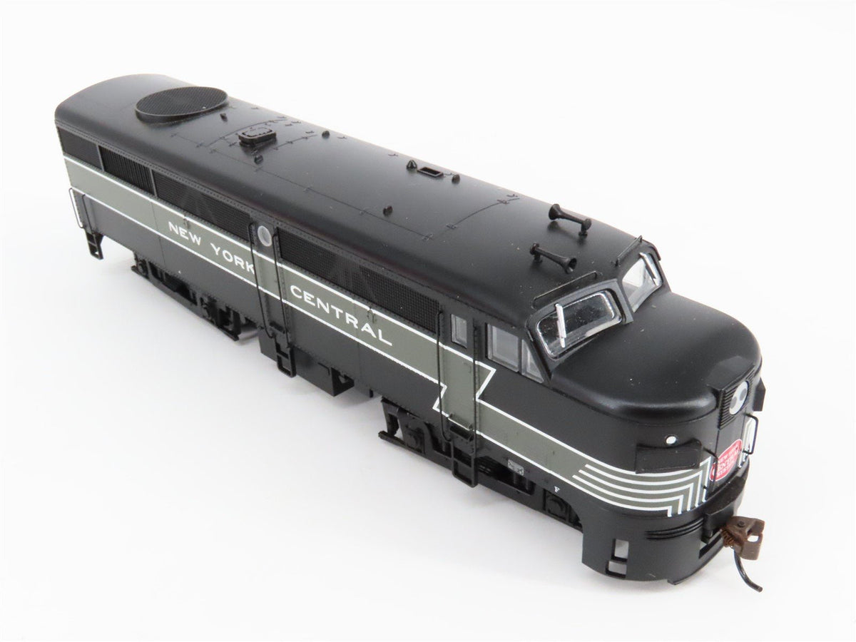 HO Scale Bachmann 64702 NYC New York Central FA2 Diesel w/ DCC &amp; Sound