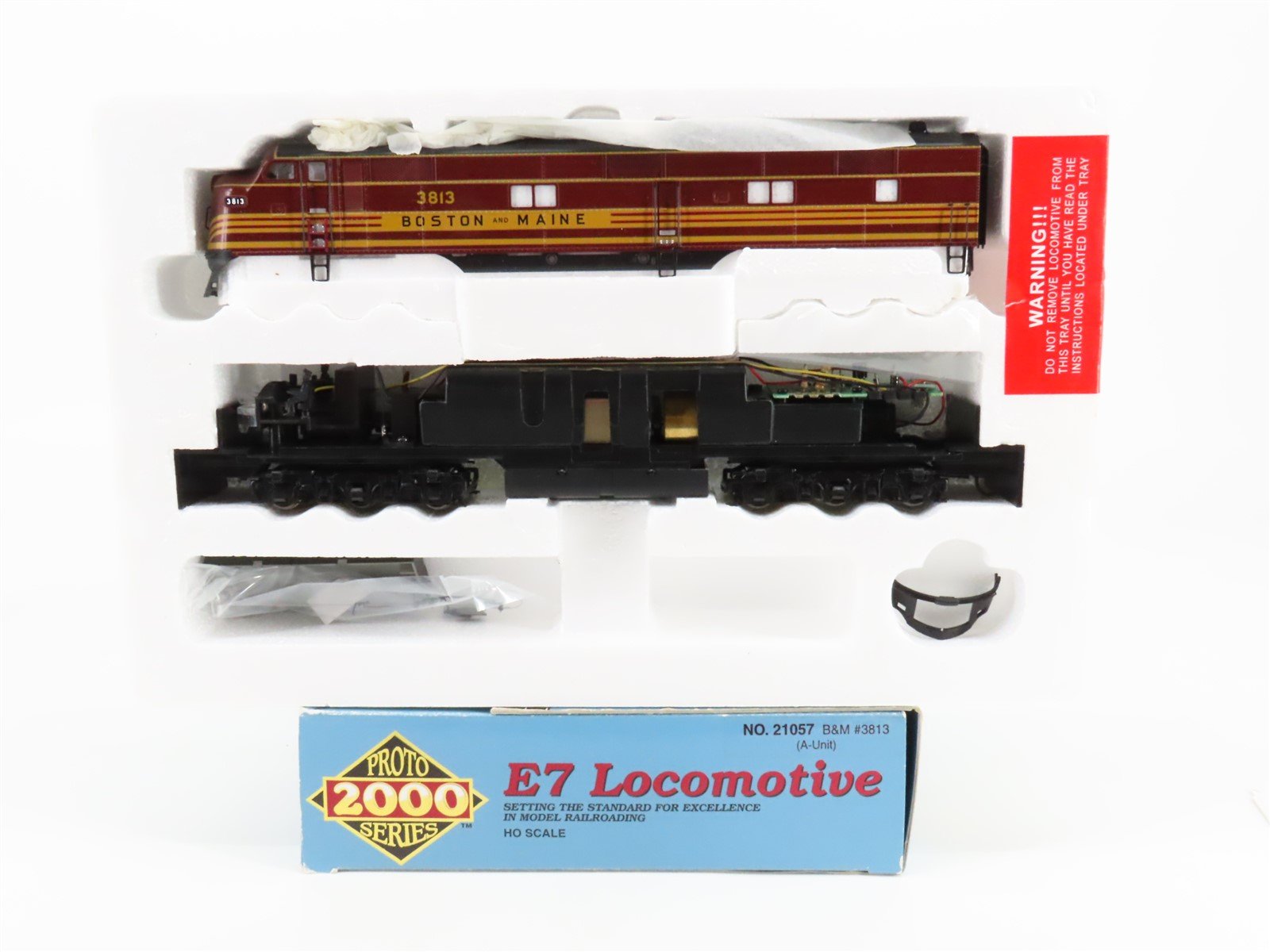 HO Scale Proto 2000 21057 B&M Boston & Maine E7A Diesel Locomotive #3813