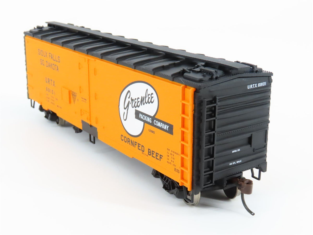 HO Scale Walthers Gold Line 932-2588 URTX Greenlee Packing Company Reefer #69101