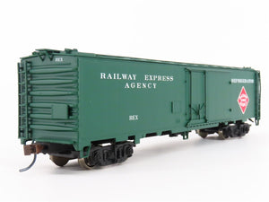 HO Scale Walthers 932-6241 REA Railway Express Agency 50' Express Reefer