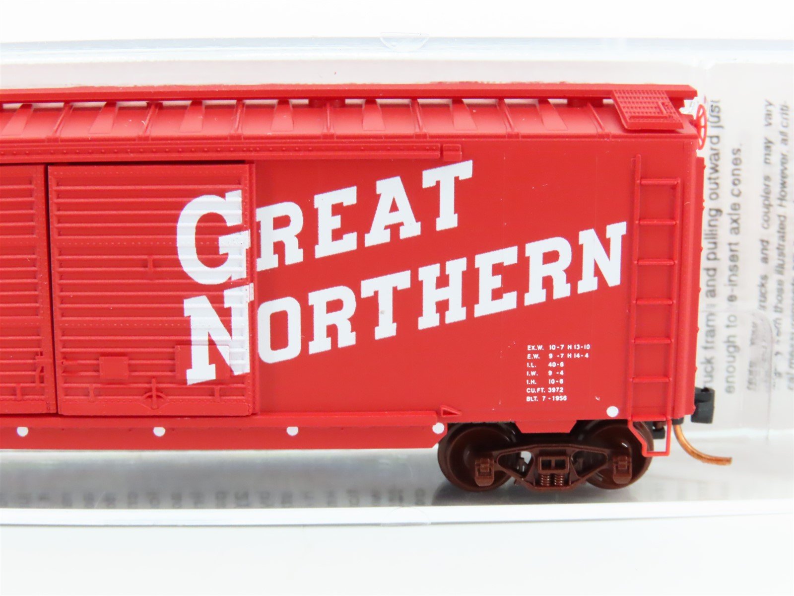 N Scale Micro-Trains MTL 02300352 GN Great Northern 40' Boxcar #3763