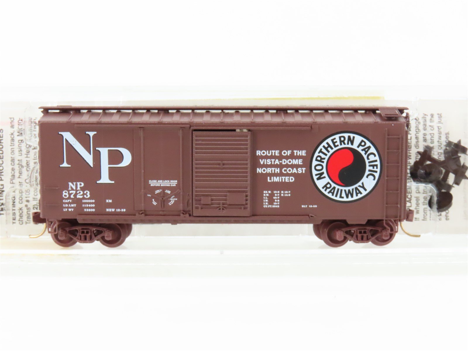 N Scale Micro-Trains MTL 22040 NP Northern Pacific 40' Boxcar #8723