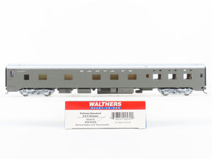 HO Scale Walthers 932-6722 ATSF Santa Fe Sleeper Passenger Car