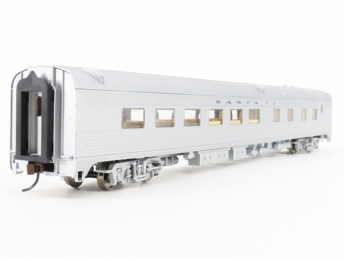 HO Scale Walthers 932-6325 ATSF Santa Fe 85&#39; Budd Grill-Diner Passenger Car