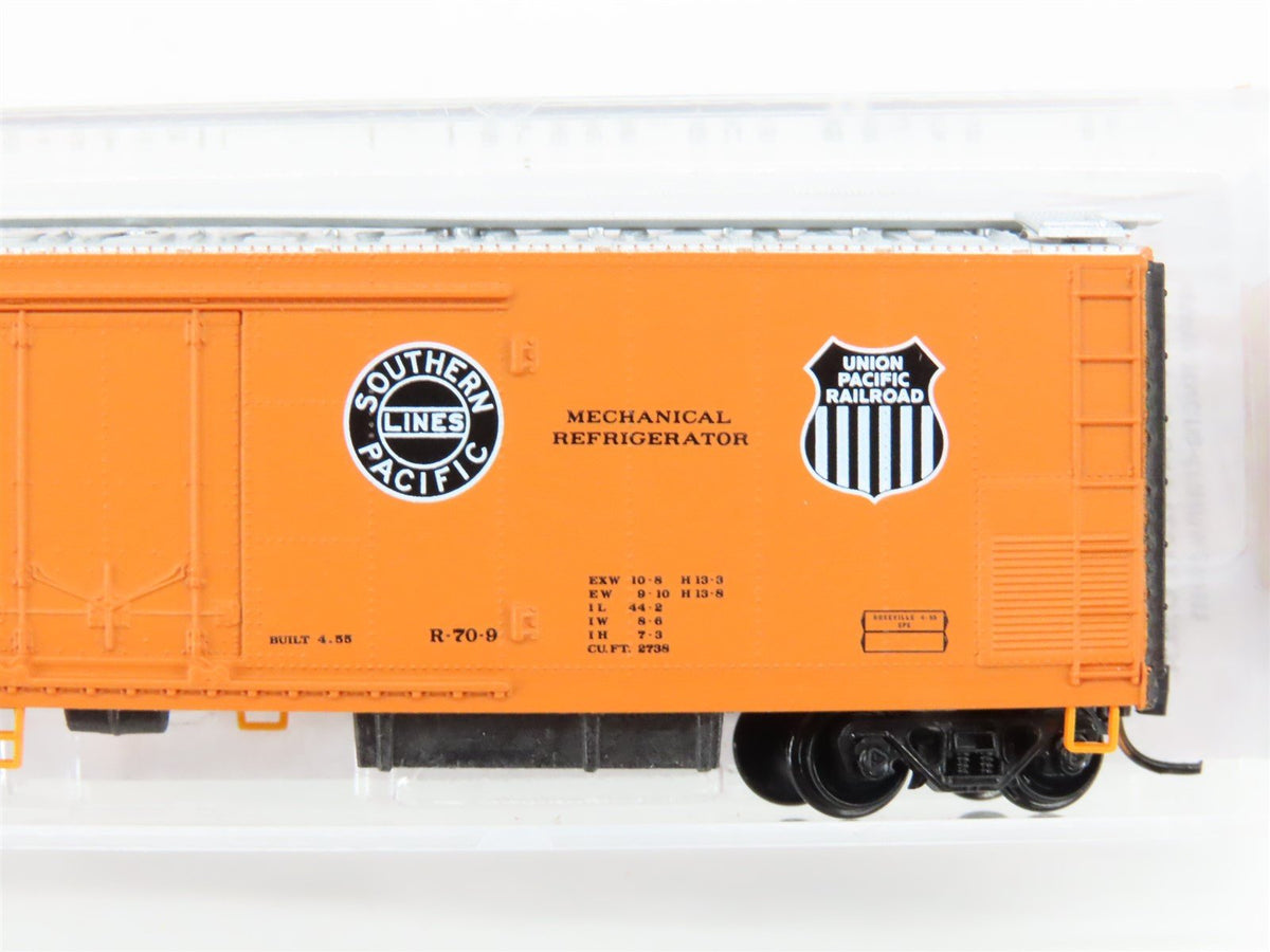 N Micro-Trains MTL 06900190 UP SP PFE Pacific Fruit Express 51&#39; Reefer #300217