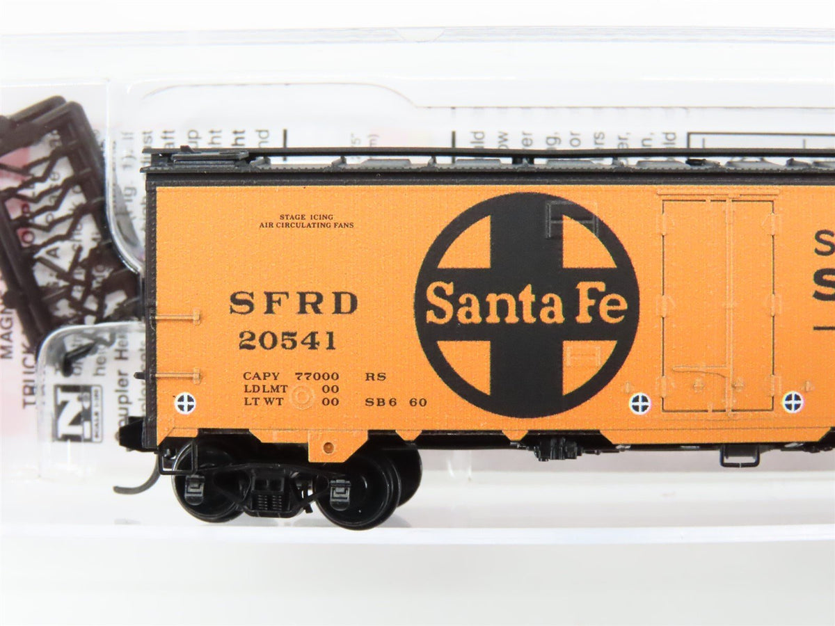 N Scale Micro-Trains MTL 05954536 SFRD Santa Fe 40&#39; Steel Ice Reefer Car #20541