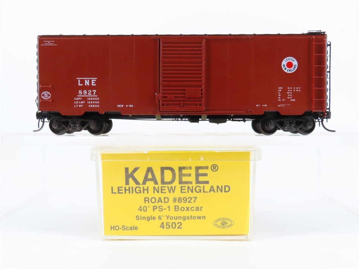 HO Scale Kadee 4502 LNE Lehigh &amp; New England 40&#39; Single Door Box Car #8927