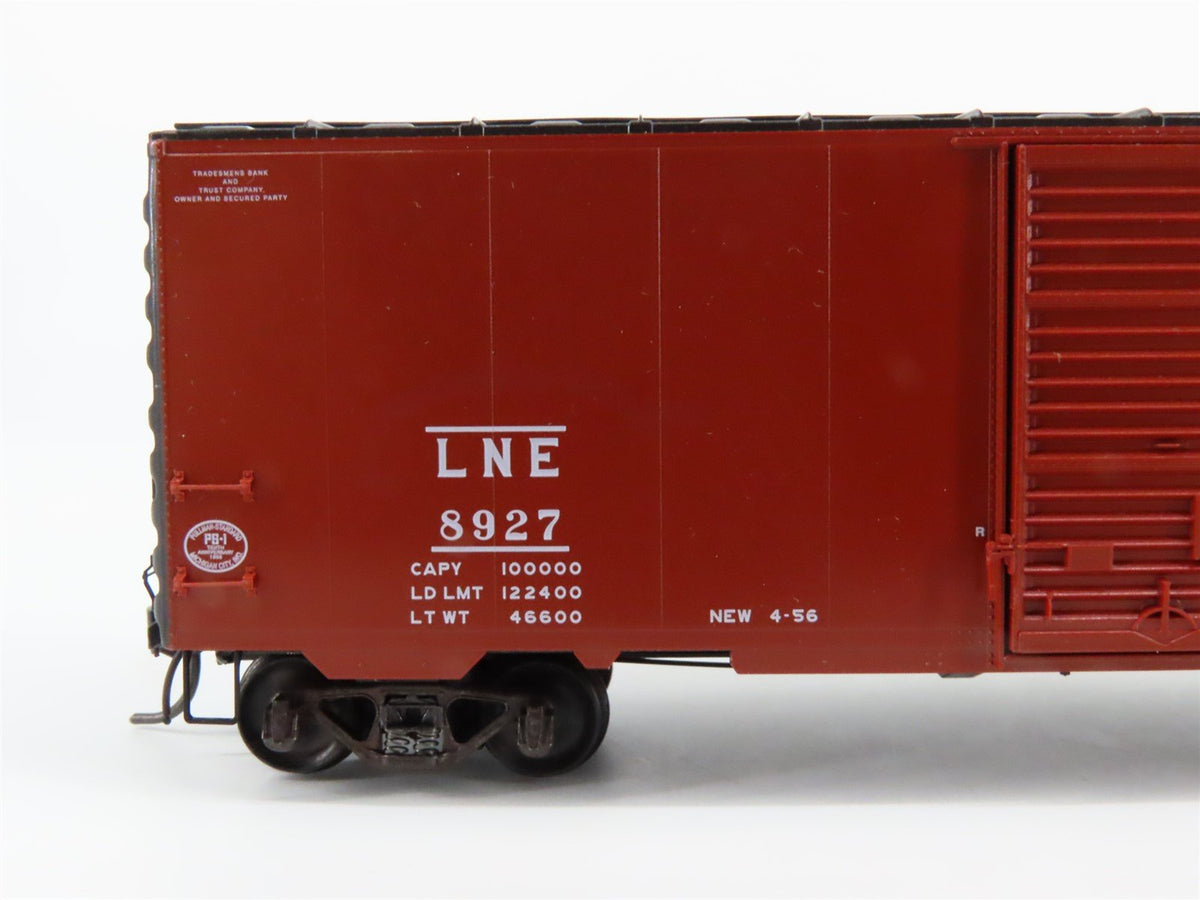 HO Scale Kadee 4502 LNE Lehigh &amp; New England 40&#39; Single Door Box Car #8927