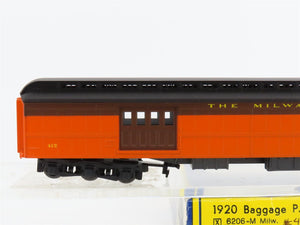 HO AHM/Rivarossi 6206-M Milw Milwaukee Road 1920 Baggage/RPO Passenger #412