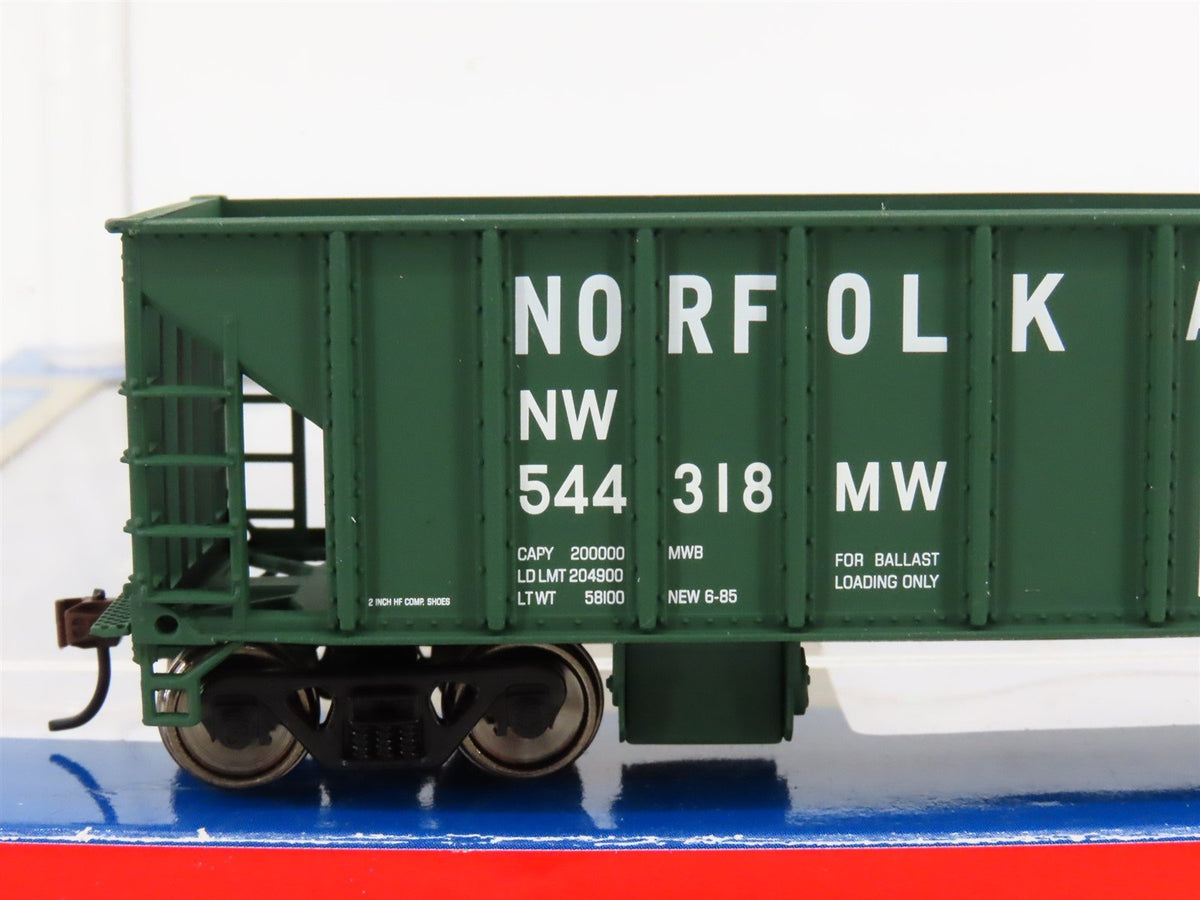 HO Walthers Gold 932-34236 N&amp;W Norfolk &amp; Western 2-Bay Ballast Hoppers 3-Pack