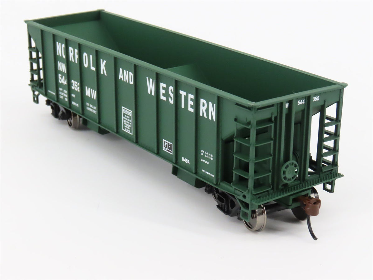 HO Walthers Gold 932-34236 N&amp;W Norfolk &amp; Western 2-Bay Ballast Hoppers 3-Pack