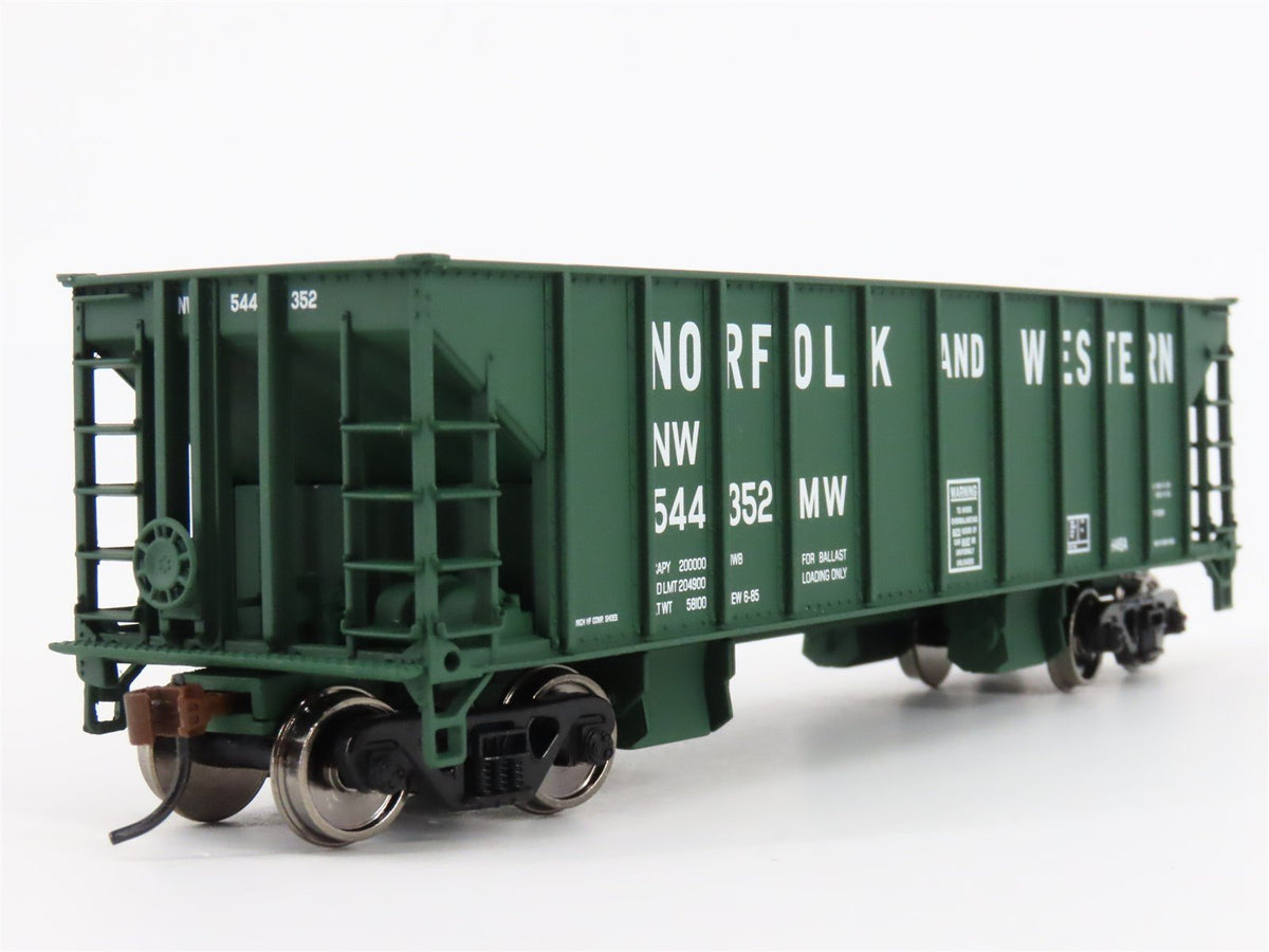 HO Walthers Gold 932-34236 N&amp;W Norfolk &amp; Western 2-Bay Ballast Hoppers 3-Pack